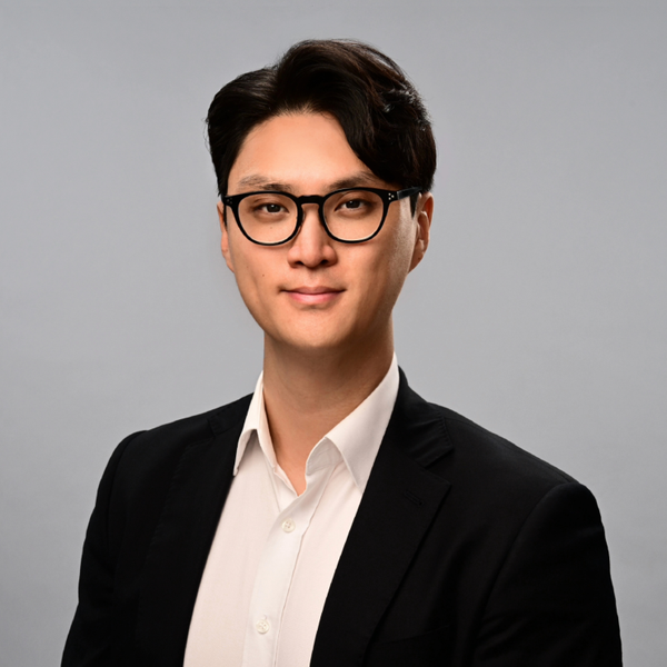 Jimmy Jang - Senior Client Adviser